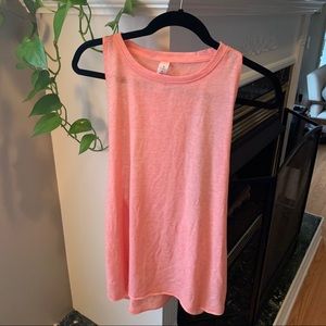 Peach muscle tank